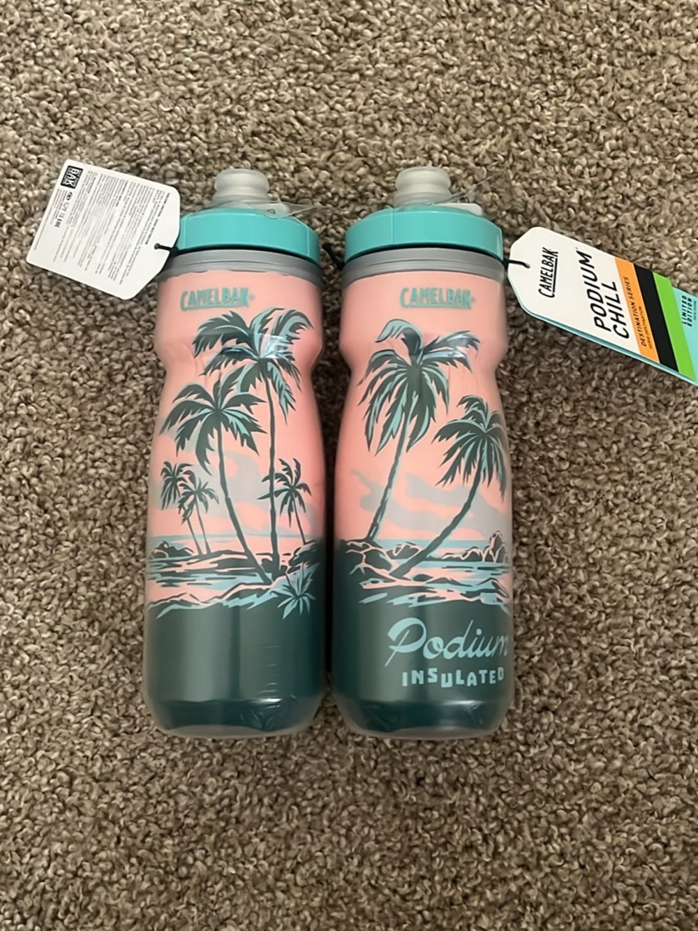 Camelbak Destination Series “tropical”Limited Edition 21oz bottle